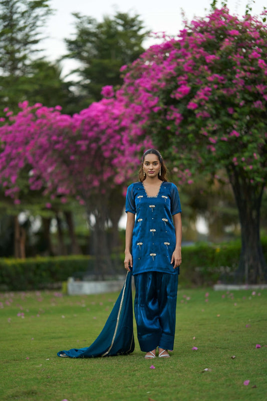 Avni suit Blue