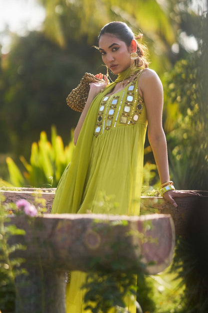 Tvarita suit Green