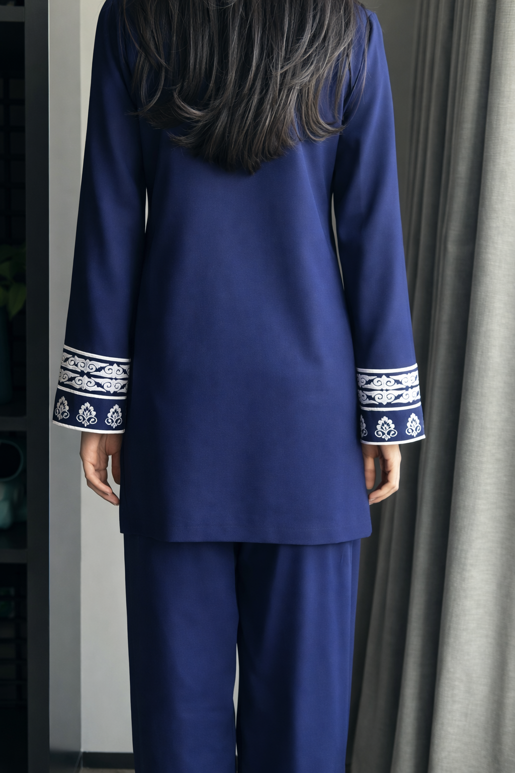 Maya suit Blue