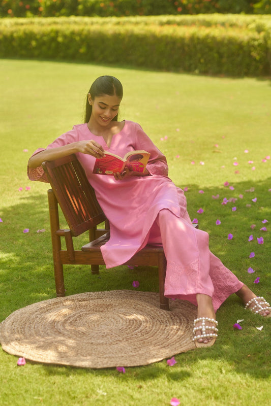 Iyla suit Pink