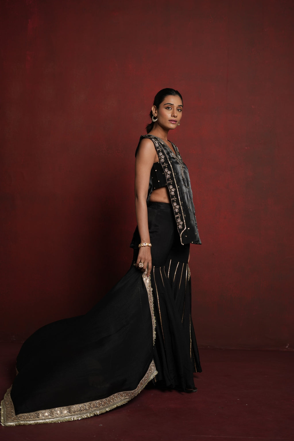 Trisha suit Black