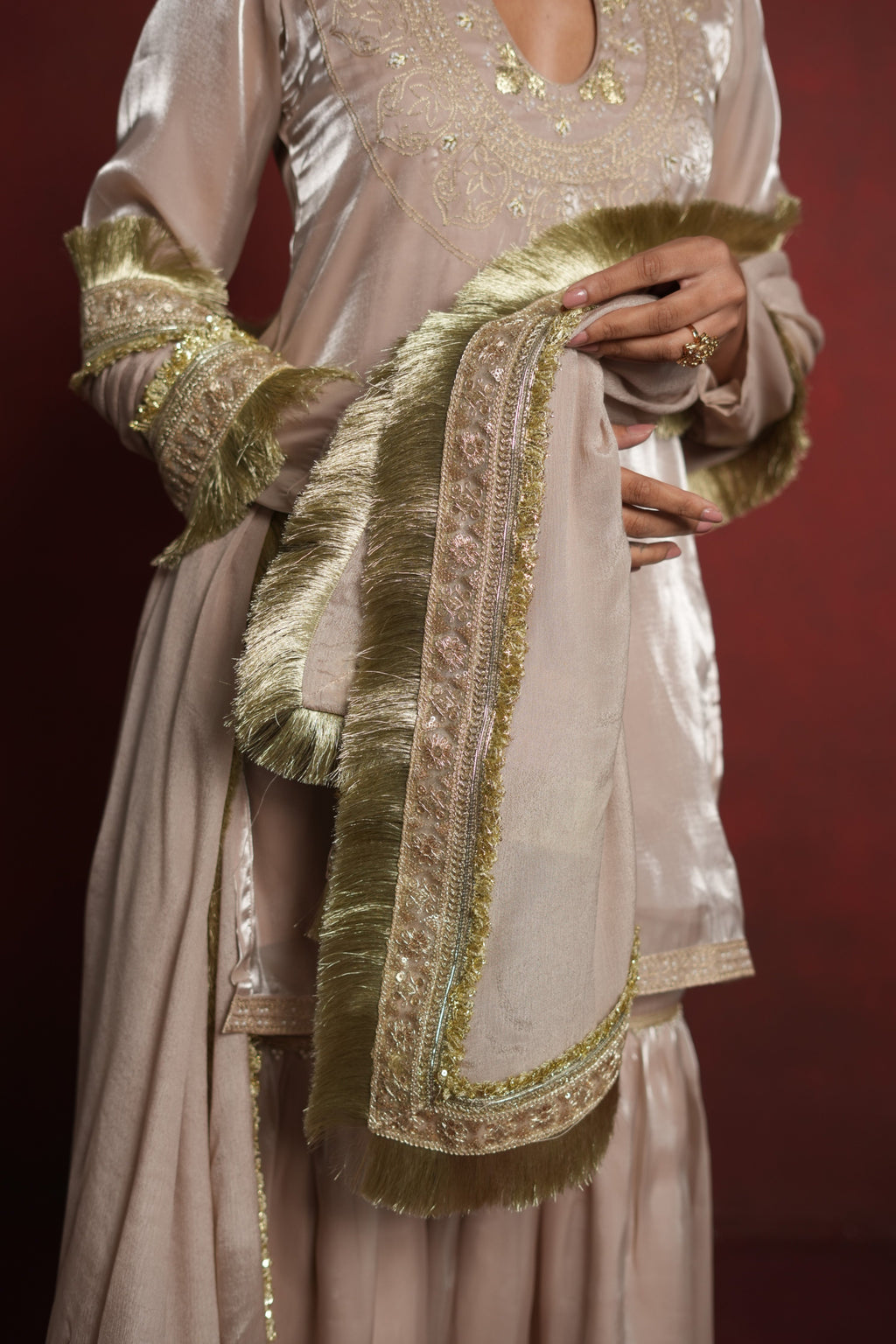 Sanvi suit Champagne