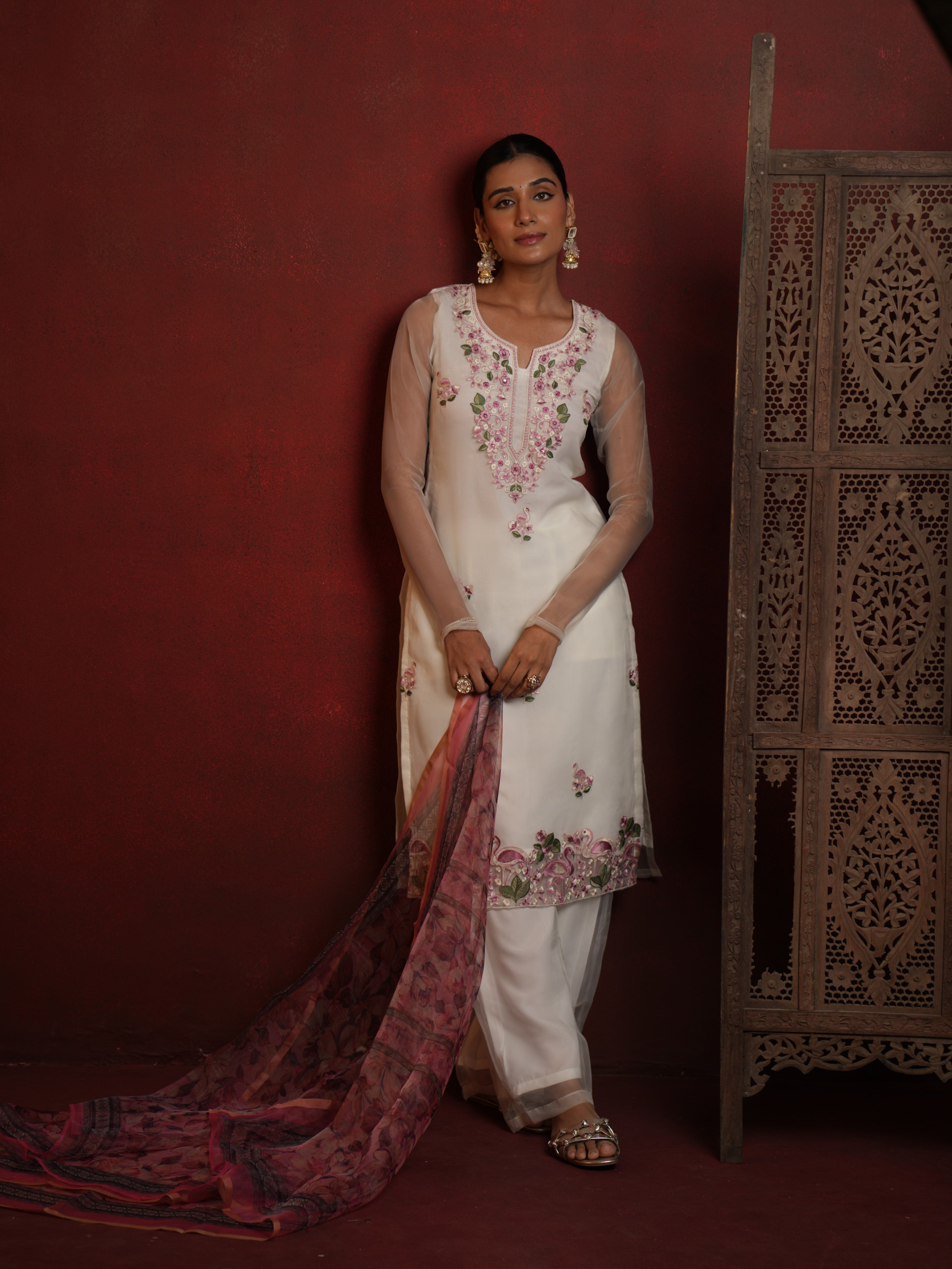 Harnoor suit
