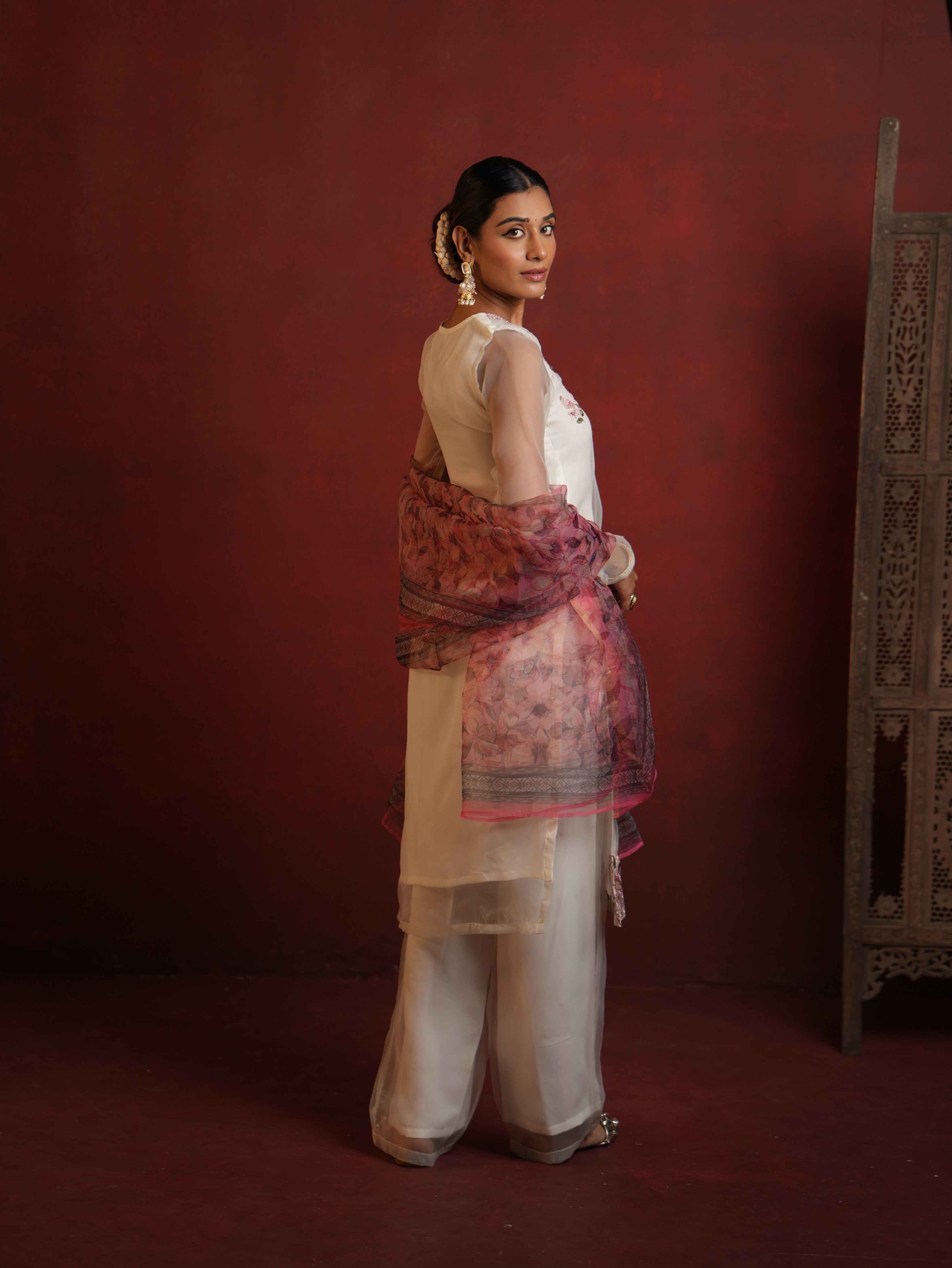 Harnoor suit