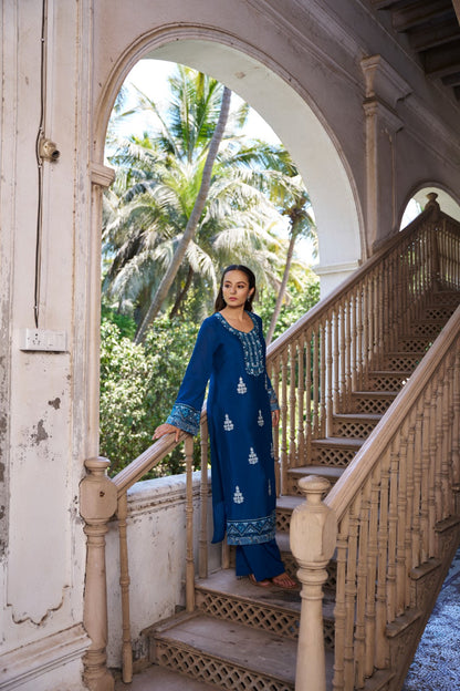 Qurbat Suit Blue