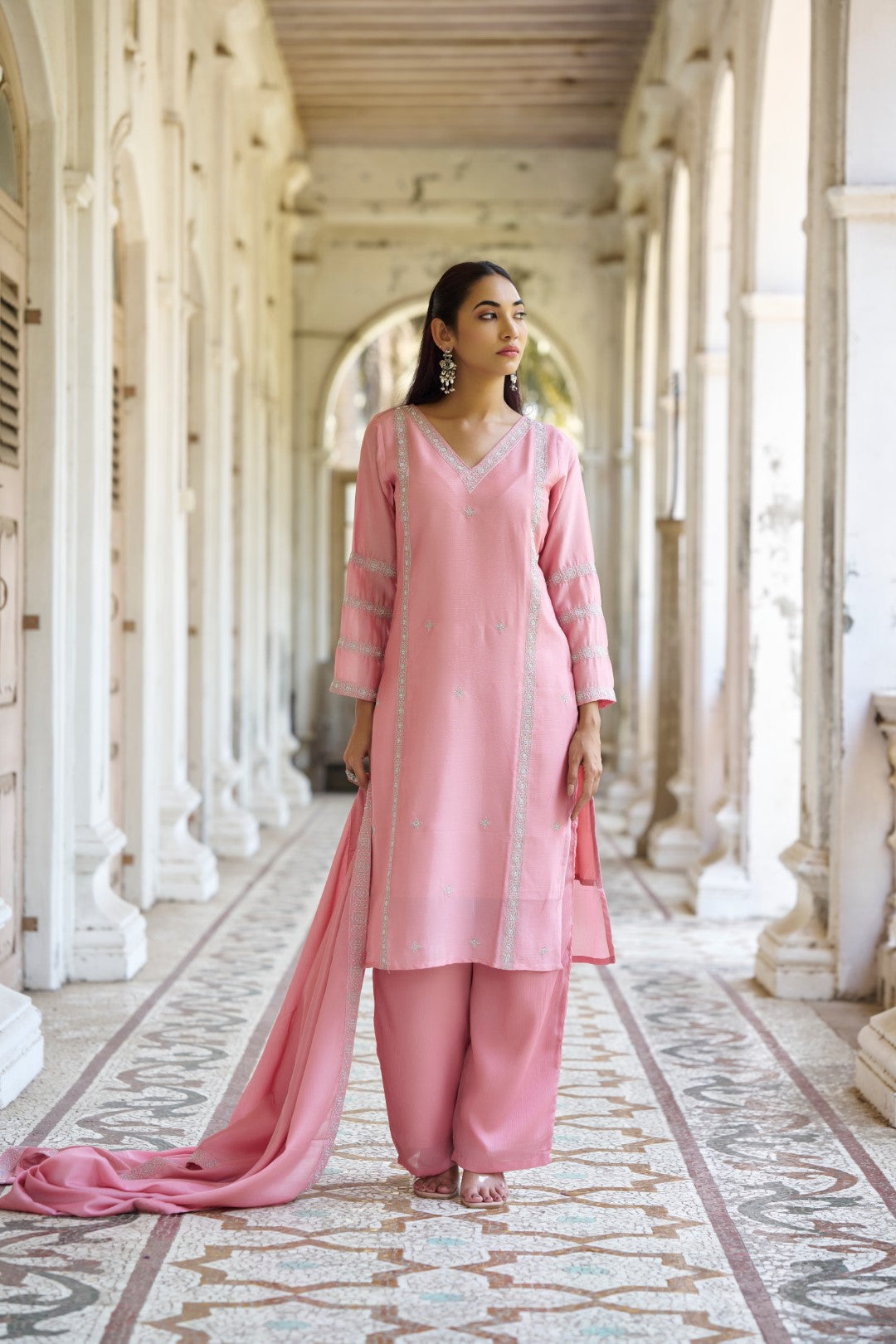 Aabh Suit Pink