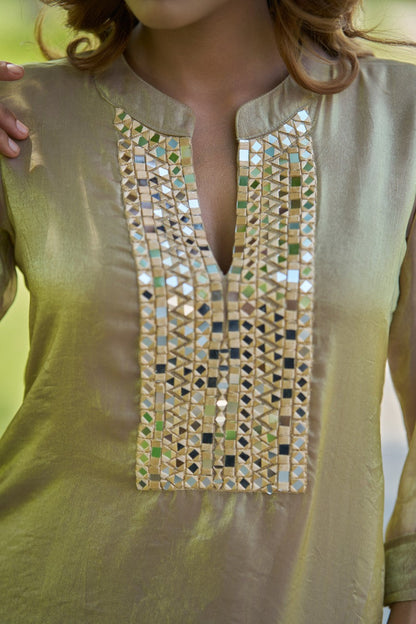 Ishya suit Golden